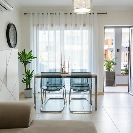 White 62 House - Private Terrace & Albufeira
